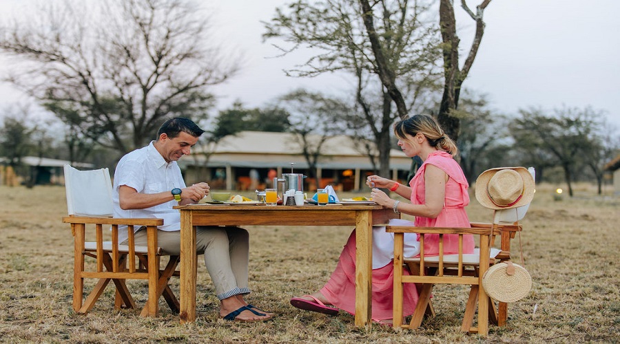 best tanzania luxury safari tours